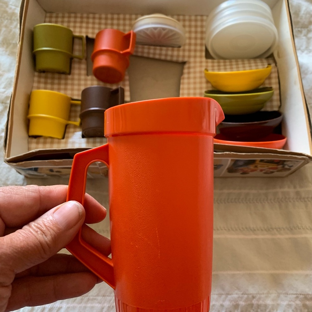 TUPPERWARE | Vintage Mini Serve-It Set with Original Box - Picture 2 of 8